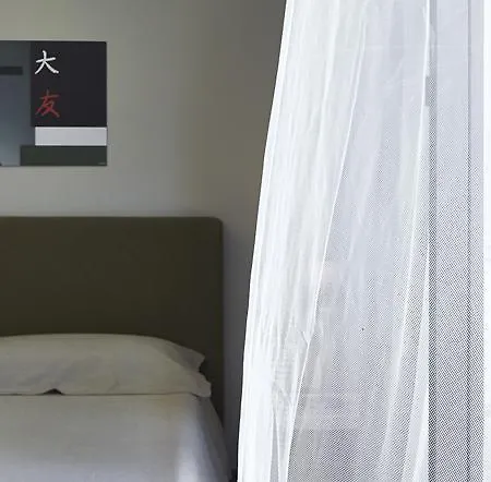 Hotei 3*